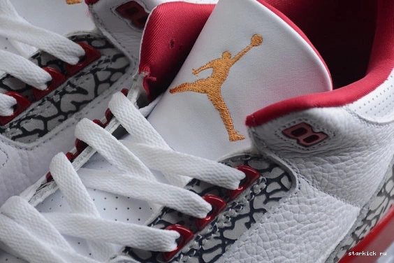 CT8532-126 3 CT8532-126 Red Retro Cardinal Jordan 0509